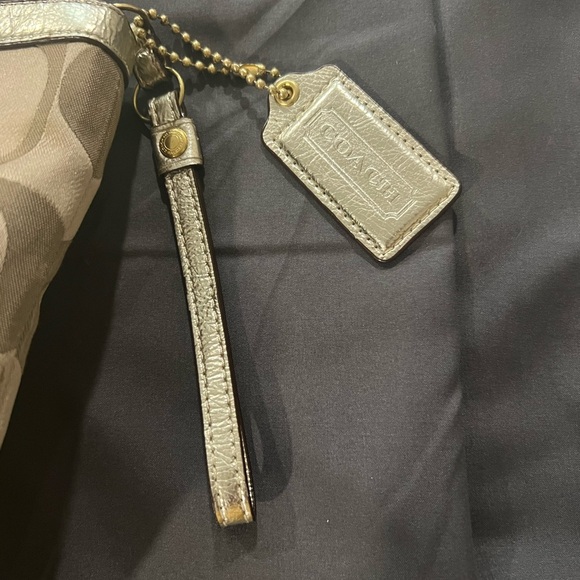 Coach Gold Jacquard Signature Gold Sequins Zip Tote Purse - Picture 2 of 8